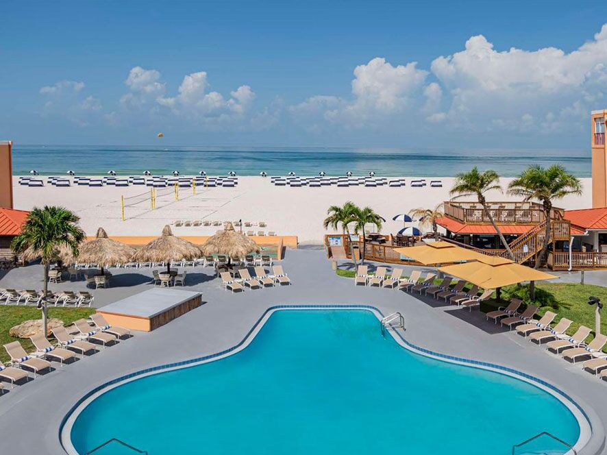 dolphin-hotel