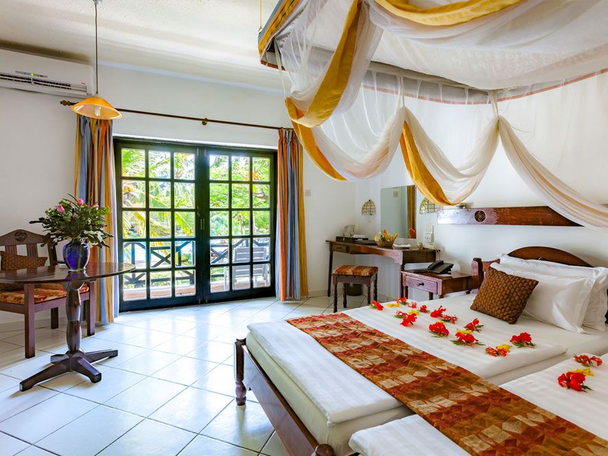 Voyager Beach Resort