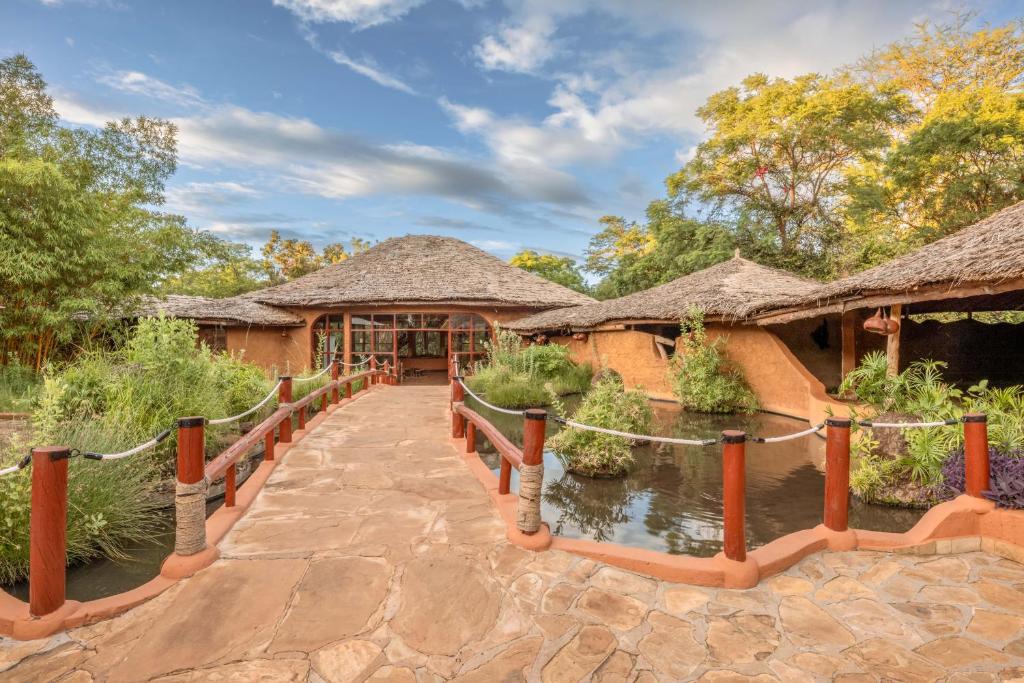Lodges in Tsavo West National Park
