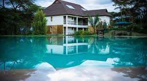 safaris lodges